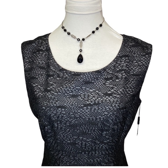 Calvin Klein Lace Textured Blouse - Picture 2 of 9